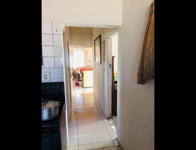 3 BEDROOM HOUSE FOR SALE IN KWAMASHU M
